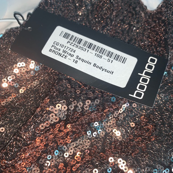 Brand new sequin top bodysuit with zippered back. Gorgeous! - Picture 2 of 4
